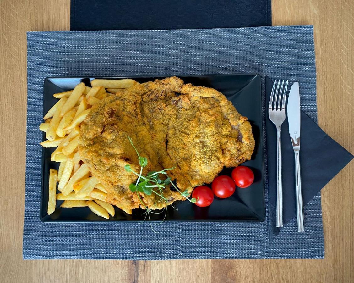 Martini Restaurant & Cazare Sebesel Ngoại thất bức ảnh